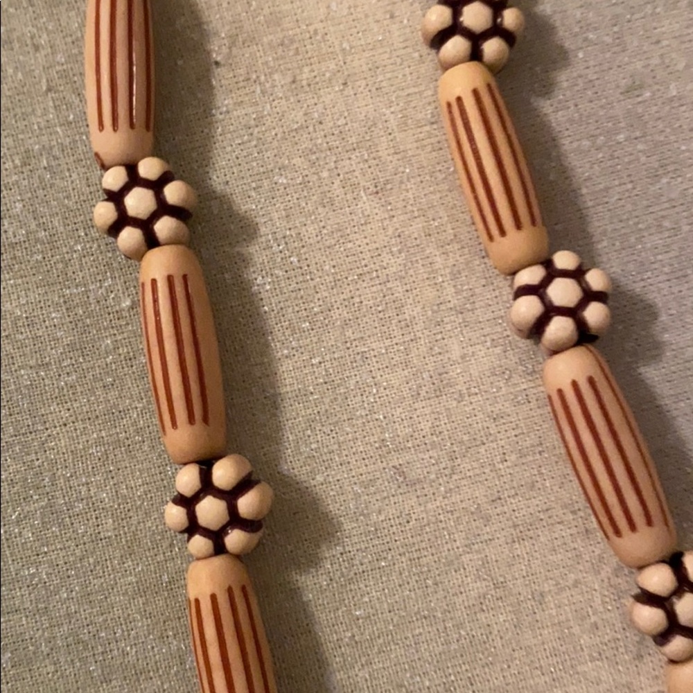 Necklace - Picture 3 of 4